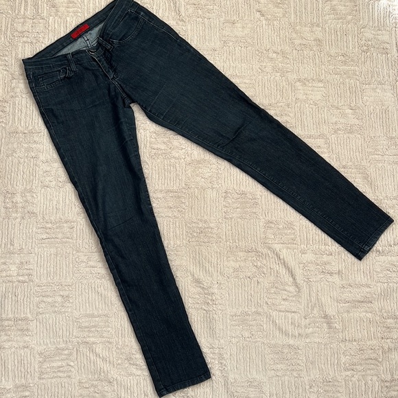 AKIRA Chicago dark wash jeans Size 5 EUC - Picture 3 of 16